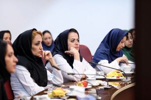 جلسه کمیته مورتالیتی مورخ اول مرداد ماه سال جاری  در مرکز قلب و عروق شهیدرجایی: عکس شماره 5 / 11